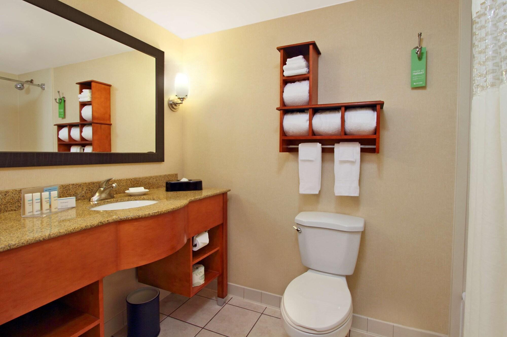 Hampton Inn Ashtabula Austinburg Bagian luar foto