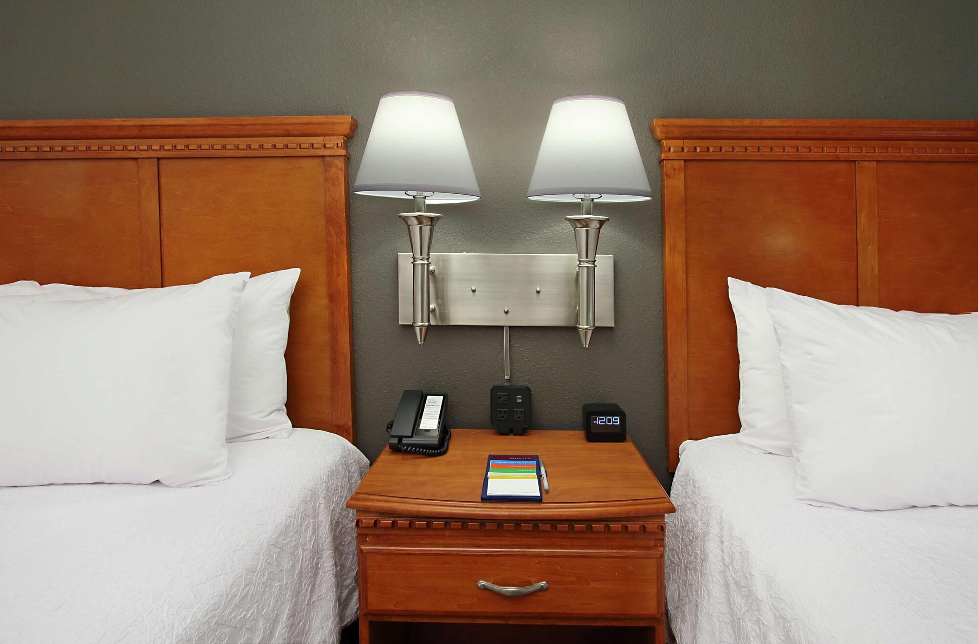 Hampton Inn Ashtabula Austinburg Bagian luar foto