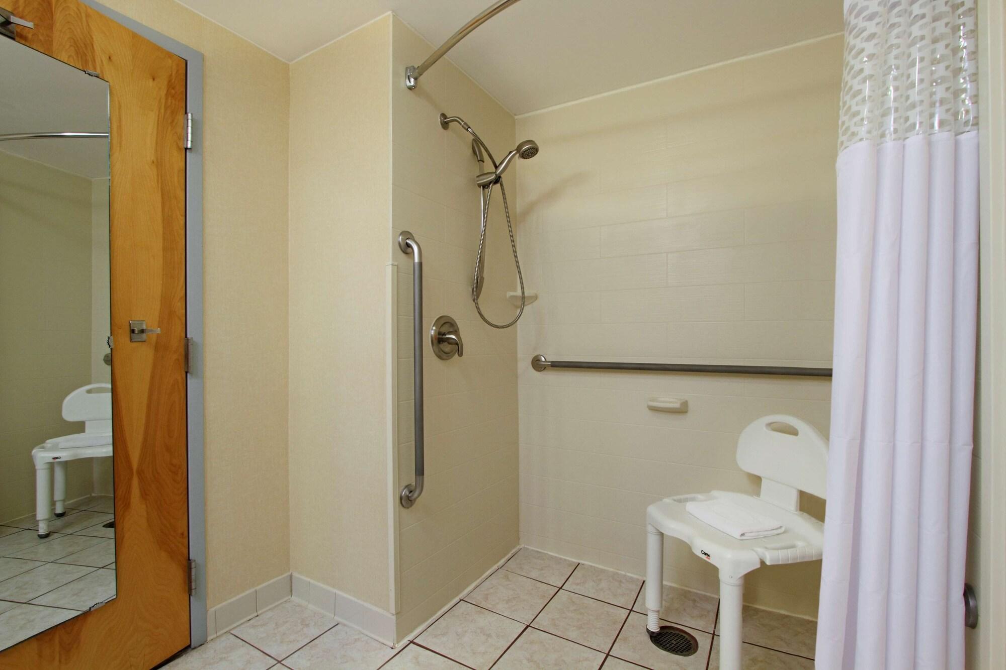 Hampton Inn Ashtabula Austinburg Bagian luar foto